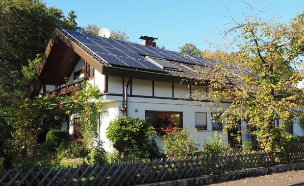 Batería para placas solares: tipos, precios y cómo elegir la mejor (guía completa 2026)